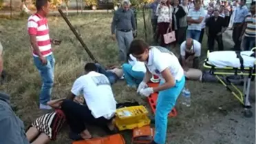 Müzisyenleri Taşıyan Taksi, Otomobille Çarpıştı: 11 Yaralı
