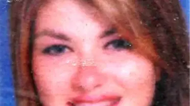 Sevgilisine Kızarak Çıktığı Çatından Düşüp Öldü