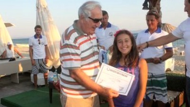 Windsurf Kursiyerlerine Belgeleri Verildi