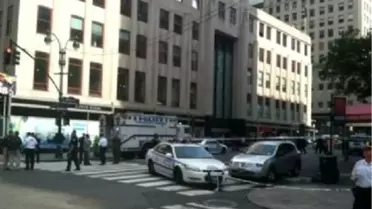 New York'ta Dehşet Günü: 1 Ölü, 9 Yaralı