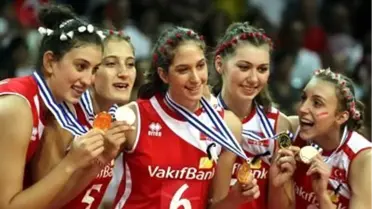 Gül Genç Kız Voleybol Milli Takımınıtebrik