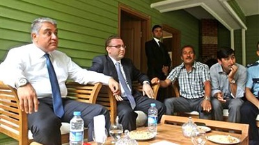 Ağrı Valisi Tekinarslan, Taşlıçay İlçesini Ziyaret Etti