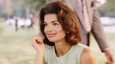 Jackie'yi Kopyalıyor