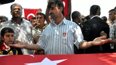 Adıyamanlı Şehit Kürtçe Ağıtlarla Uğurlandı
