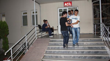 Sakarya'da İlçe Binası Tahliye Kavgasında, Hepar İl Başkanı'nın Burnu Kırıldı