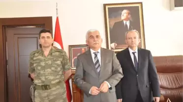 Hakkari Valisi'nden PKK'lılara Çağrı: Teslim Olun
