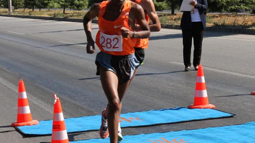 Balıkesir'de, İsmail Akçay Anısına Maraton