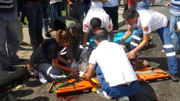 Motosiklet Otomobille Çarpıştı: 1 Ölü