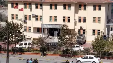 Sultangazi'deki Gazi Polis Merkezi'ne Saldırı