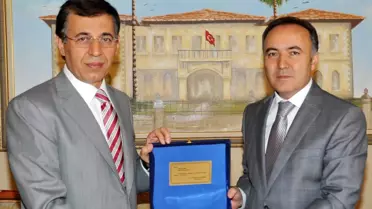 Vali Altıparmak'a Veda Ziyareti