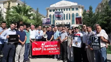 CHP'li Gençler 12 Eylül'ü Protesto Etti