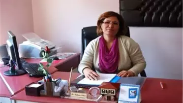 'Okul Korkusu Çocuklarda Karın Ağrısı Yapıyor'