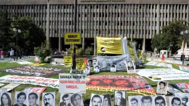 12 Eylül Duruşması Öncesi Adliye Önünde Protestolar