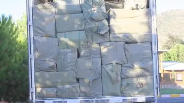 Çorum'da Tır Dolusu Kaçak Eşya Ele Geçirildi