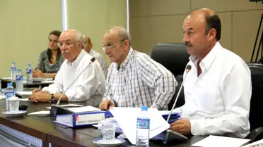 Meclis'te 'Oy Verme' Tartışması