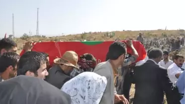 PKK'lının Cenazesi Toprağa Verildi