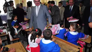 Erciş'te Yeni Eğitim Dönemi Buruk Başladı