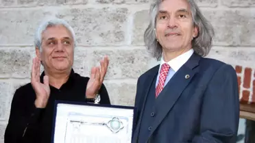 İskender Pala Bakü'de Hayranlarıyla Buluştu