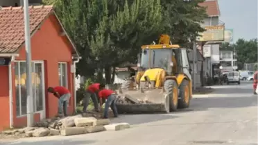 Maşukiye'de Kaldırım Düzenlemesi