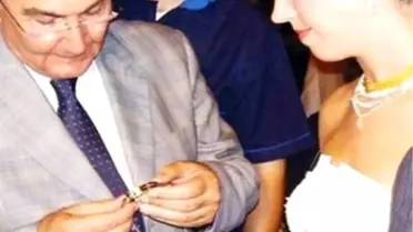 Baykal'ın Taktığı Altınlar 'Hazine'lik