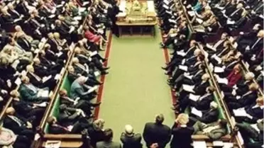 İngiltere'de Siyasi Partilerin Yıllık Kongreleri Yapılıyor