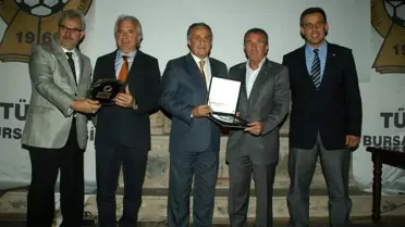 Meşin Yuvarlak Ödülleri Sahiplerini Buldu