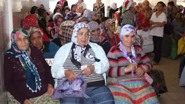 Uşşaki Vakfı Yardımlara Devam Ediyor