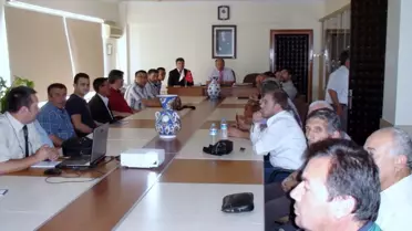 Gediz'de Tarıma Dayalı Yatırımların Desteklenmesi Hakkında Bilgilendirme Toplantısı Yapıldı