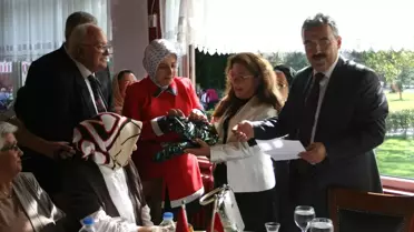 Huzurevi Sakinlerine Yaşlılar Günü Yemeği