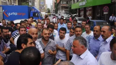 Hem İşvereni, Hem Sendikayı Protesto Ettiler