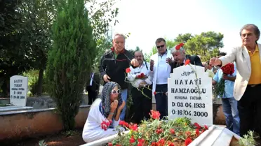 Festival Yönetiminden Mezarlık Ziyaretia