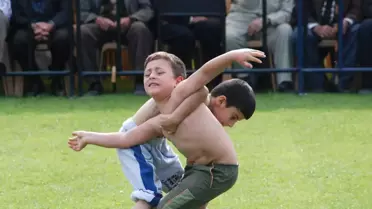 Minik Güreşçinin Gözyaşları