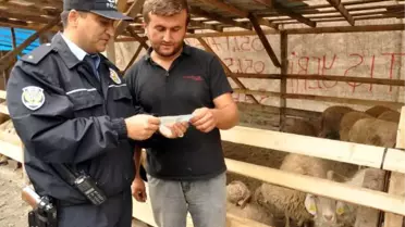 Polis, Kurban Satıcılarını Sahte Paraya Karşı Uyardı