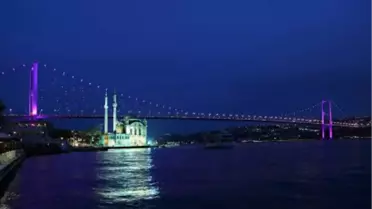 Dikkat Çekmek İçin Çek Pembeyi