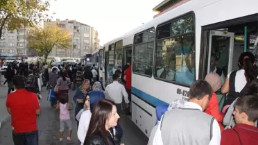 İnegöl'de Halk Otobüsü Şoförlerinden Eylem