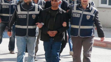 Öldürdüğü Kuzeninin Cenazesine Katılmış