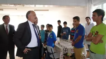 Adapazarı Kaymakamı İsmail Gündüz'den Erkek Yetiştirme Yurduna Ziyaret