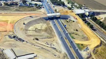 İzmir Şantiyeye Döndü