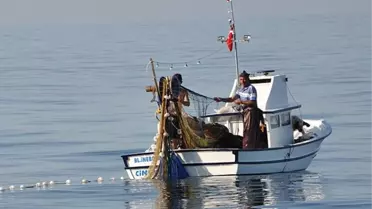 Eceabatlı Balıkçıya Çifte Bayram