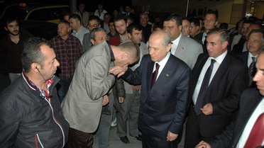 Bahçeli, Manisa Teşkilatıyla Bayramlaştı