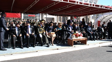 Cumhuriyet Bayramı Kars'ta Törenlerle Kutlandı