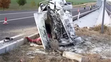 Otomobil Refüje Devrildi: 1 Ölü
