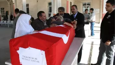 Kaza Kurbanı Polis, Doğmadan Yaşamını Yitiren Bebeği ile Toprağa Verildi