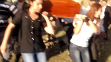 Aile İçi Şiddet Kurbanı Melek'in Yakınlarına Tutuklama Talebi