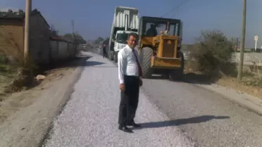 Ak-Yeniköy'de Üst Yapı Çalışmaları Devam Ediyor