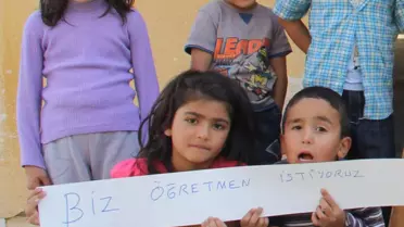 Öğretmen Olmadığı İçin Öğrenciler Okula Gidemiyor