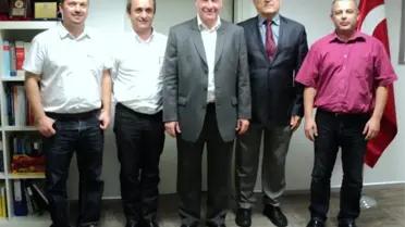 Fransız Temsilciler, İzmir Üniversitesi'ni Ziyaret Etti