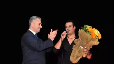 Hakan Peker'den Unutulmaz Konser