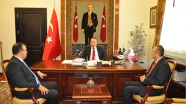 Osman Aydın'dan Vali Oğuz'a Ziyaret