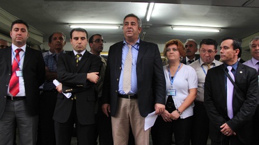 Basın Açıklamasında Sendikacıların 'Yetki' Tartışması